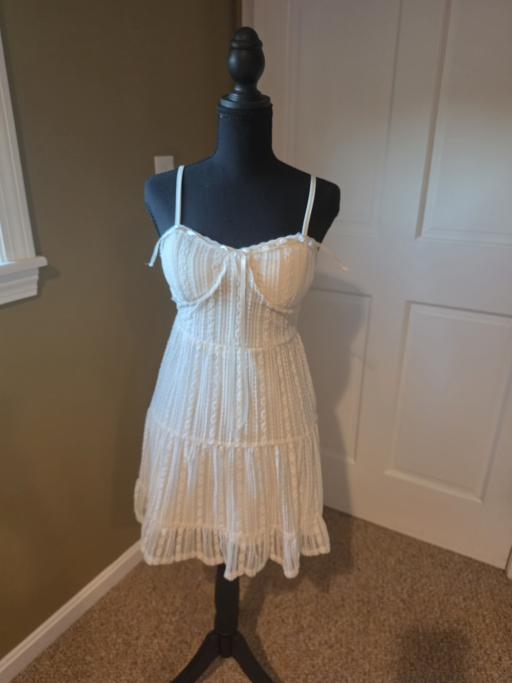 Derek Heart White Tie-Shoulder Mini Sundress - Picture 2 of 4